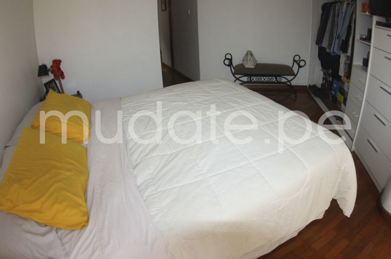 Venta Departamento en Surco cerca a Av. Benavides