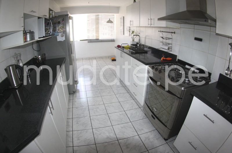 Venta Departamento en Surco cerca a Av. Benavides