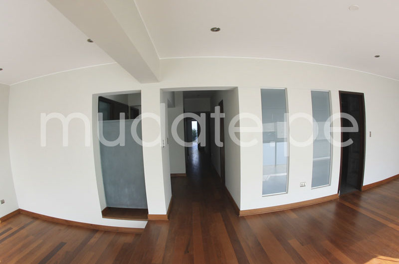 Venta de excelente departamento en Surco