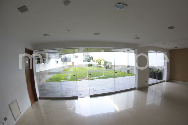 Venta de excelente departamento en Surco