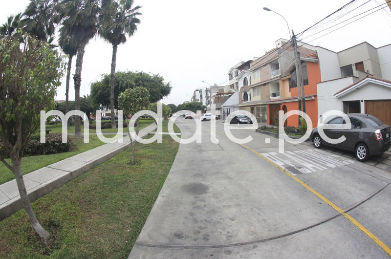 VENTA DEPARTAMENTO EN SURCO